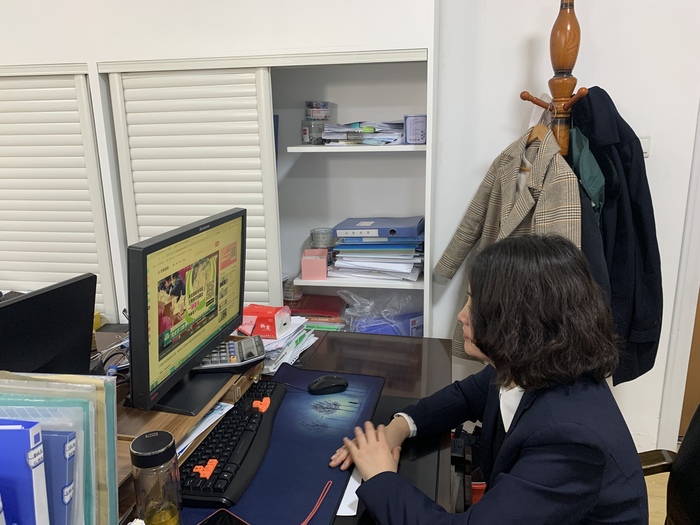 快客公司2021.3.25  3月信息6：快客公司黨支部收看黨史學(xué)習(xí)教育中央宣講團(tuán)宣講報(bào)告會(huì) (2).JPG