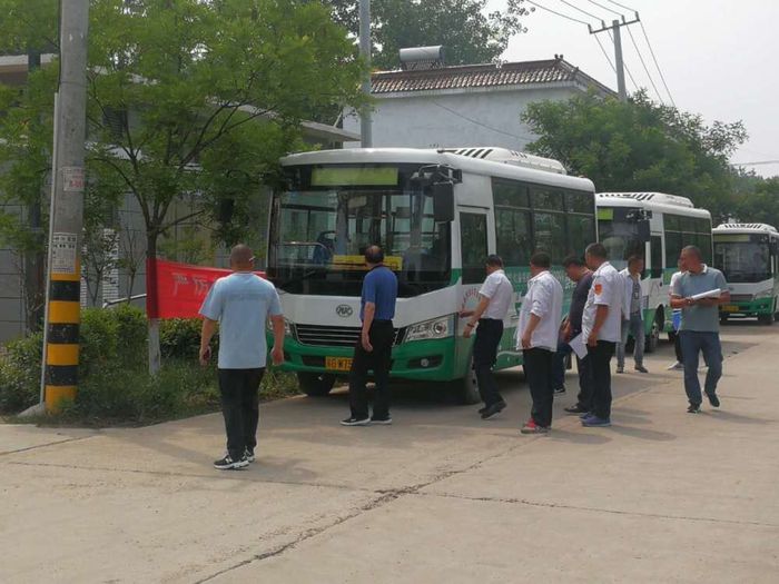 灌南鎮(zhèn)村公交開展安全生產(chǎn)月專項排查活動 (2).jpg