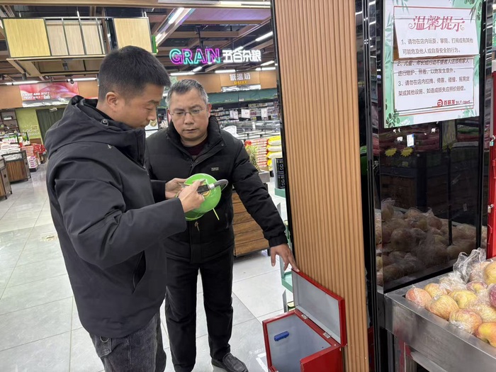 連汽灌云公司開展出租房屋專項安全檢查1226陳志瓊.jpg