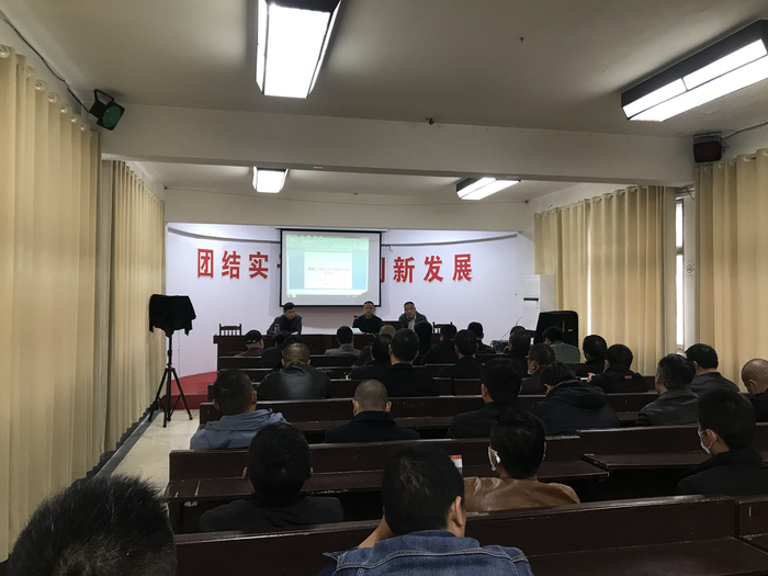 3.25贛榆公司召開班線復班駕駛員專題會議2.jpg