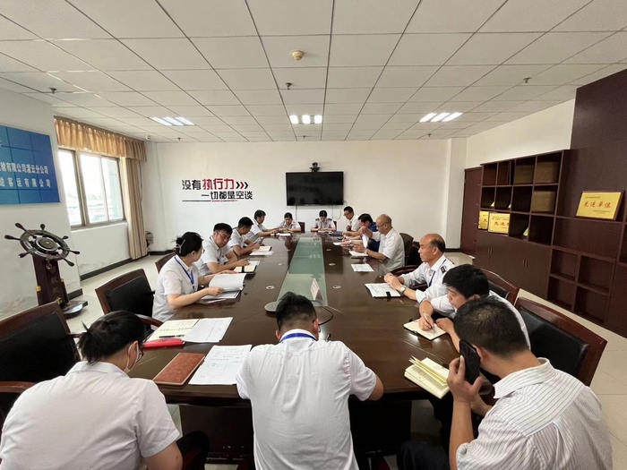 連汽灌云公司召開文明單位創(chuàng)建工作推進會（陳瑤）.jpg