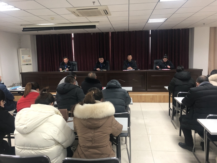 連汽灌云欣達校車召開2021年度安全運營總結(jié)會議2.jpg