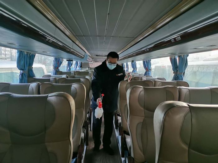 快客公司對(duì)復(fù)班車輛開展安全生產(chǎn)綜合大檢查2.jpg