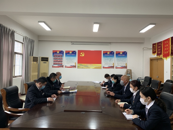 快客公司2020.3.27   3月信息：快客公司學(xué)習(xí)《中國共產(chǎn)黨黨員教育管理工作條例》 (1).JPG