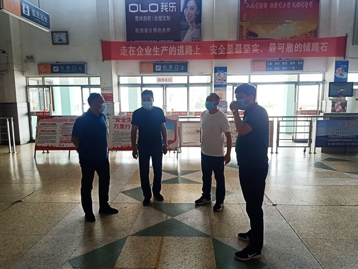 交通局李局長檢查 (1).jpg