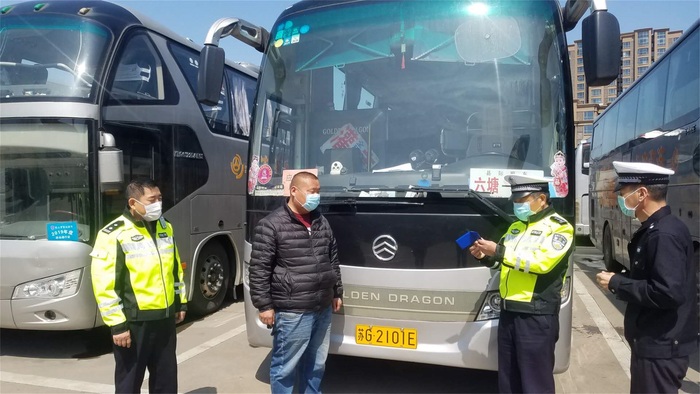 縣車管所來灌南公司開展安全檢查工作 (1).jpg