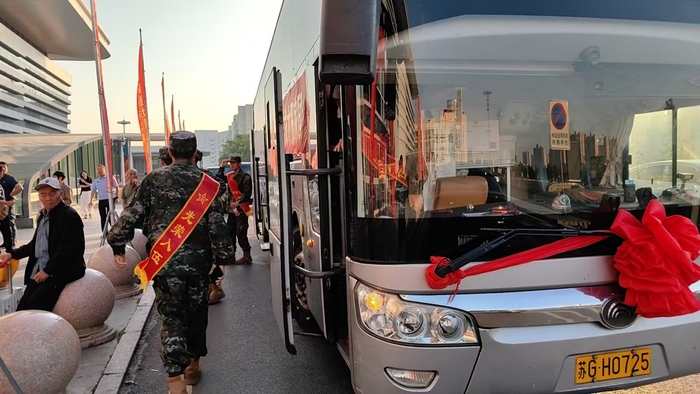 贛榆公司圓滿完成 2026 秋季新兵運輸保障任務(wù) (3).jpg
