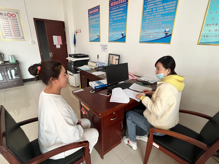 1025 連汽灌云公司扎實(shí)開展廉政約談，筑牢廉潔自律防線--李娜 (4).png